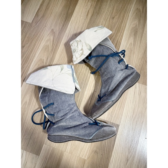 Handmade South African designed and constructed women boots - Picture 14 of 15